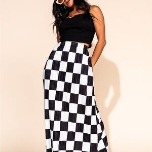 Dressed in LALA Santorini Plisse Maxi Skirt